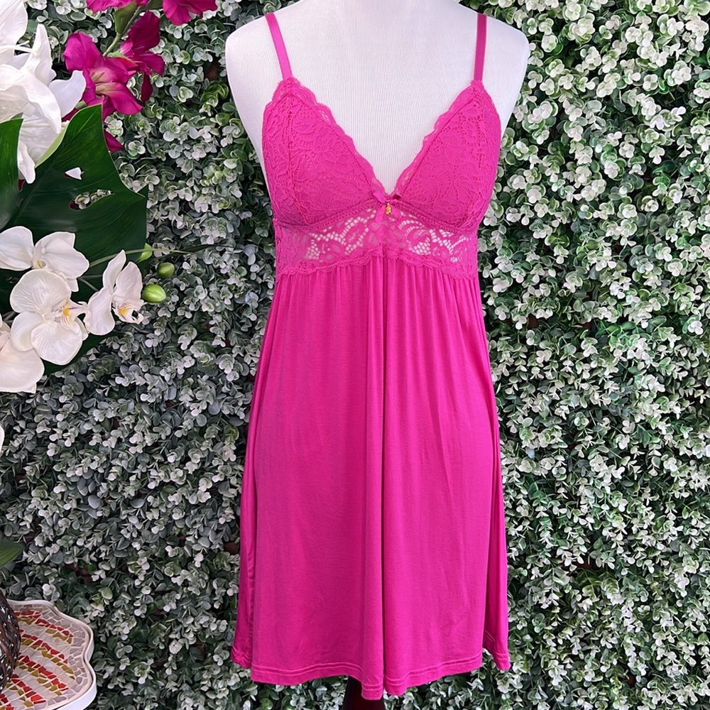 Daisy Fuentes Lace Hot Pink Babydoll Chemise